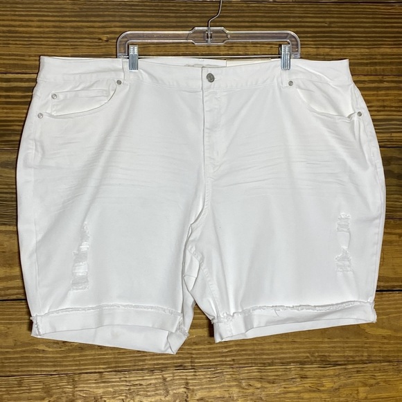 Plus Size White Distressed Denim Shorts - Picture 4 of 10